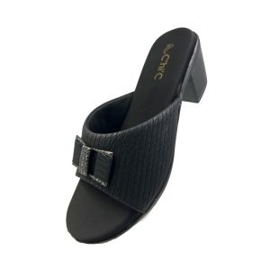 Chic Chappal Aamina