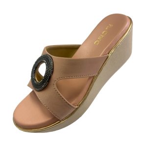 Chic Chappal Samreen