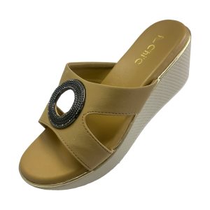 Chic Chappal Samreen